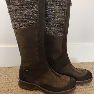 Women’s Merrell Heat Active Dry Boots